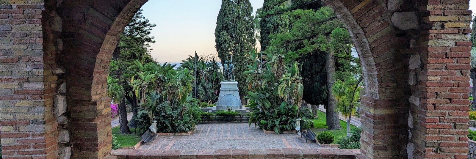 Parcul Villa Comunale din Taormina