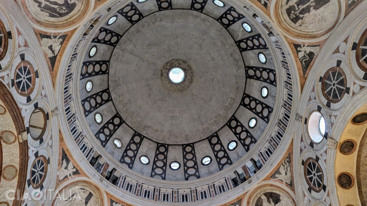 Cupola Bisericii Santa Maria delle Grazie