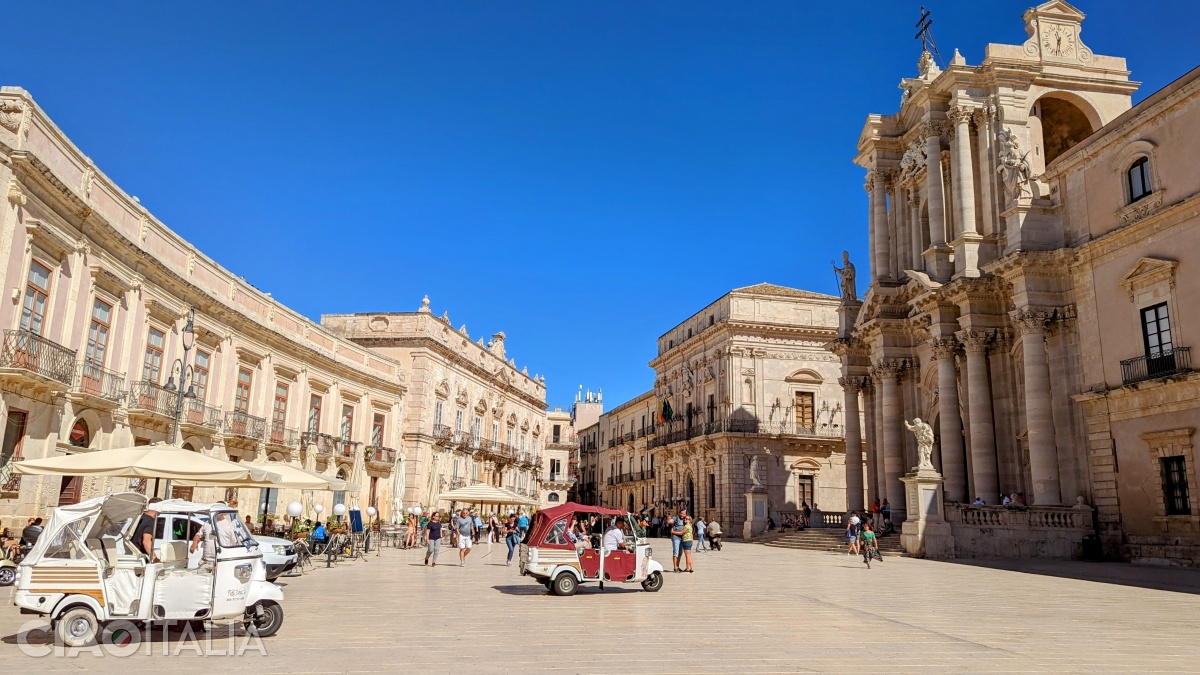 Piazza del Duomo din Ortigia