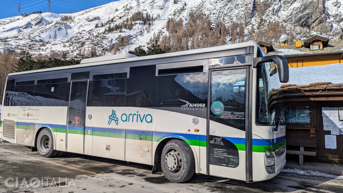 Autobuzele societății Arriva ajung în La Thuile.