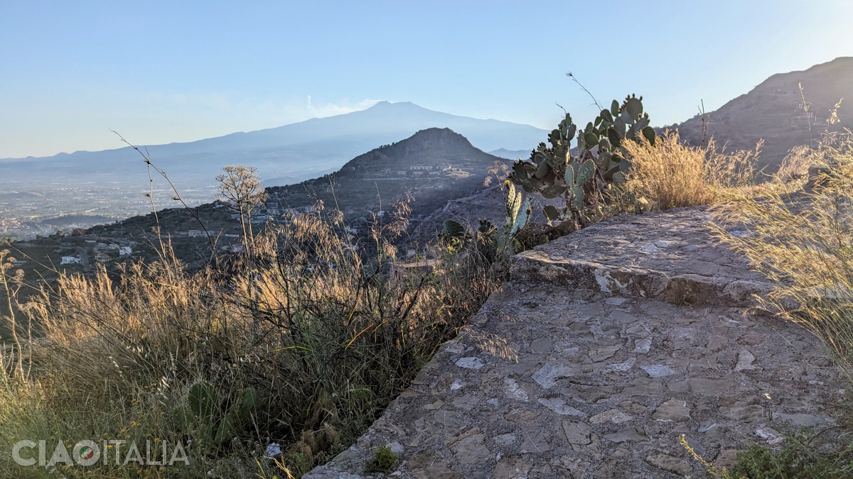 Priveliștea către Etna