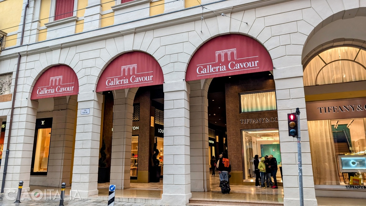 Galleria Cavour cuprinde mari nume ale modei.