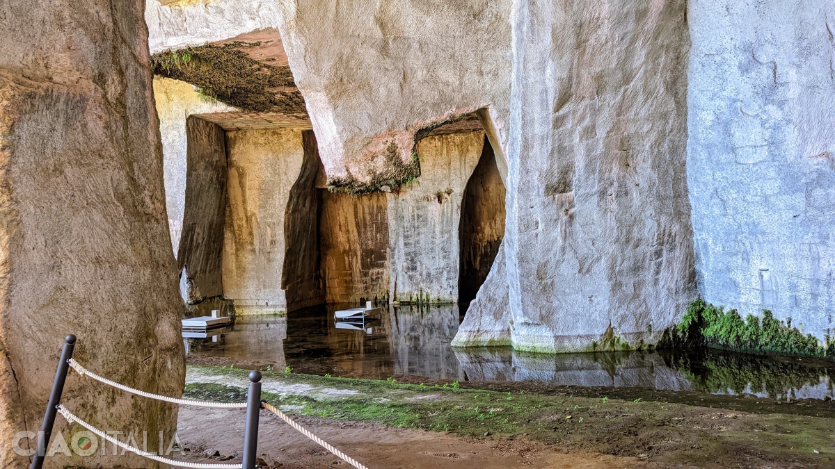 Parcul Arheologic Neapolis (Grotta del Salnitro)