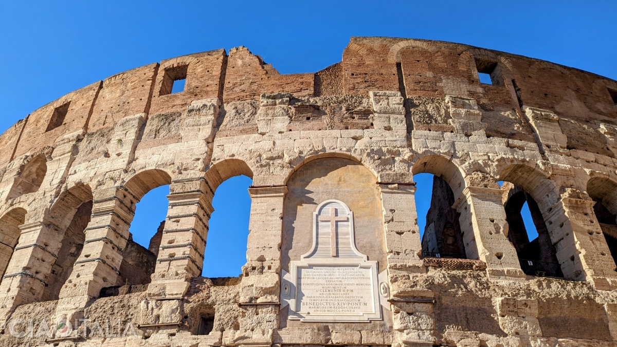 În sec. al XVIII-lea Colosseumul a fost declarat loc sacru.