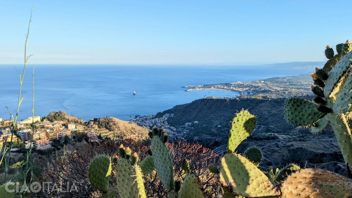 Vederea de pe Sentiero dei Saraceni