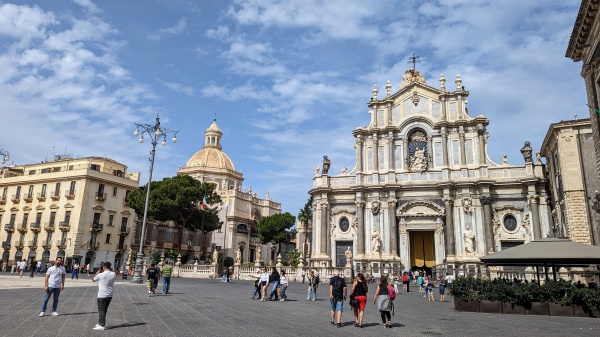 19 obiective turistice de vizitat în Catania