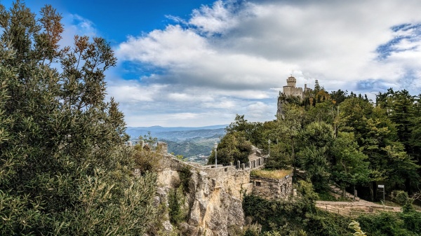 19 obiective turistice de vizitat în San Marino