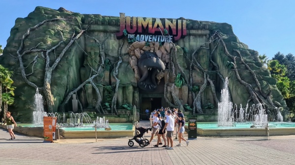 Cum ajungi din Veneția la Gardaland?